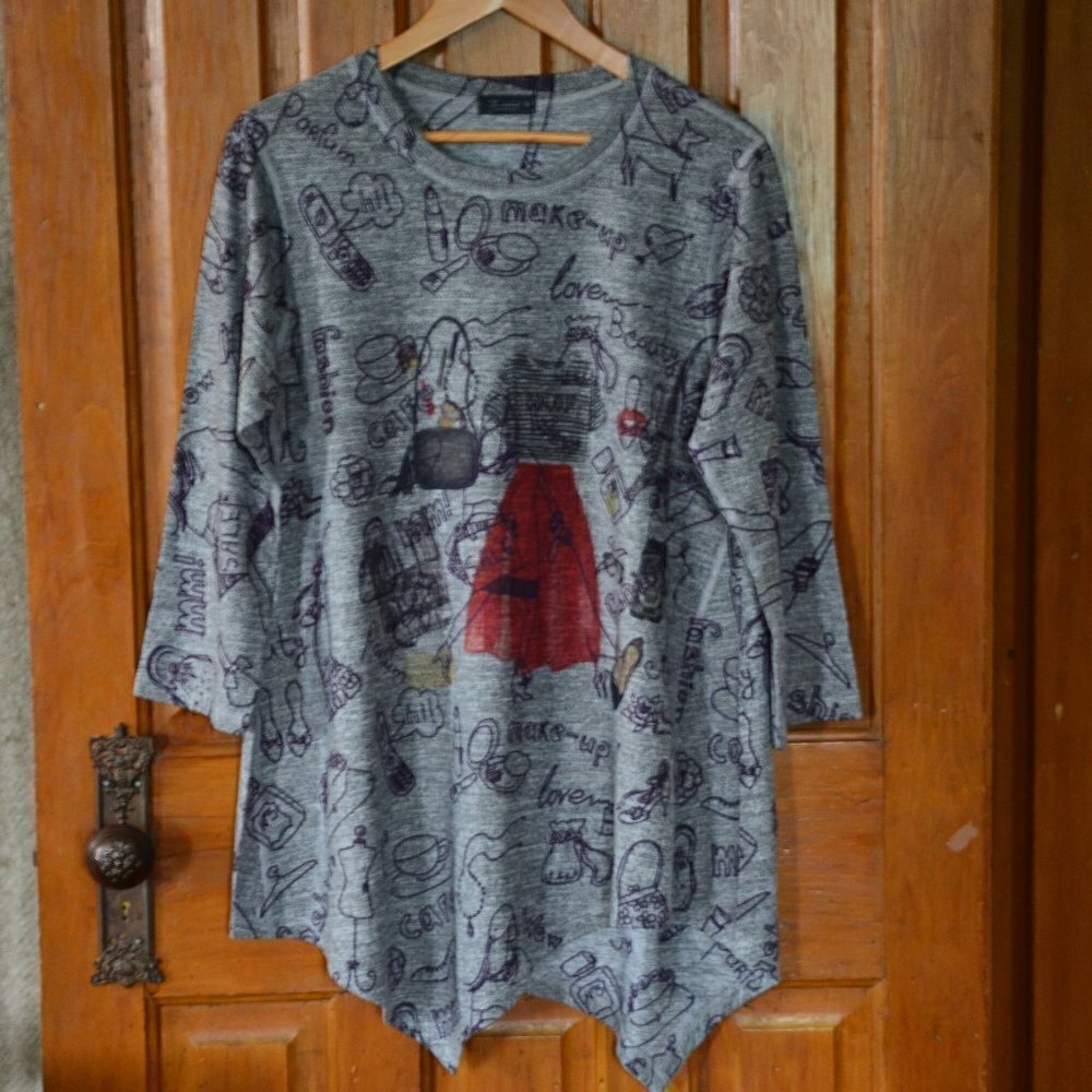 INOAH Asymmetrical Wearable Art  Top